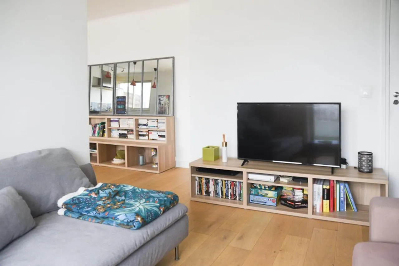 50 M Unoverlooked Nest With Eiffel Tower View * Paris